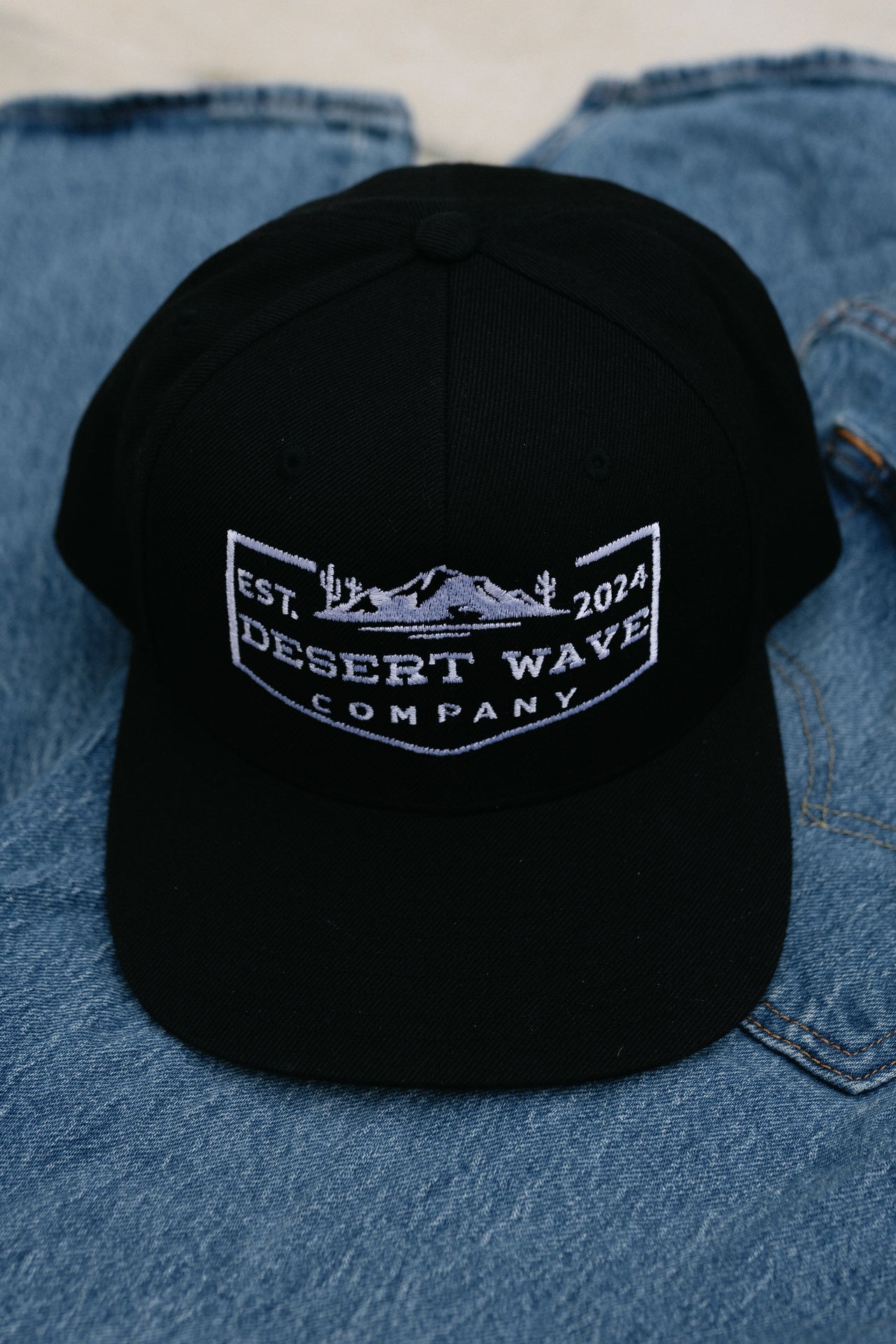 Desert Wave Black Hat